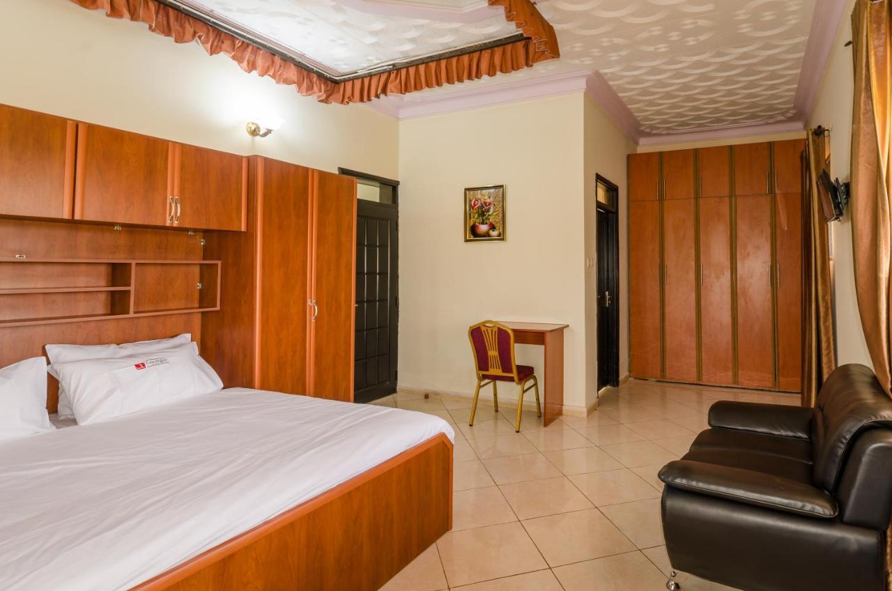 Las Vegas Garden Hotel Kampala Buitenkant foto